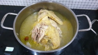 Gói gà hầm sâm Hàn Quốc