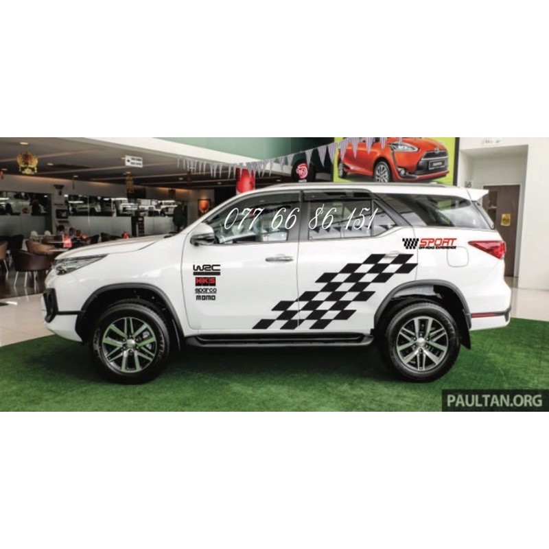 Tem Dán Sườn Xe Fortuner.Cho tất cả dòng xe 7 chỗ