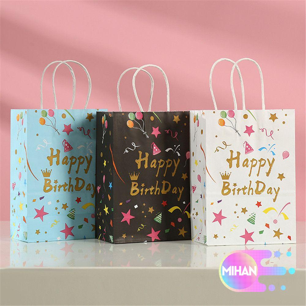 Túi giấy đựng quà tặng sinh nhật họa tiết chữ Happy Birthday và hoa dễ thương