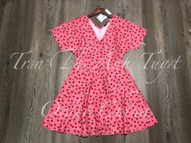 Váy hồng cherry