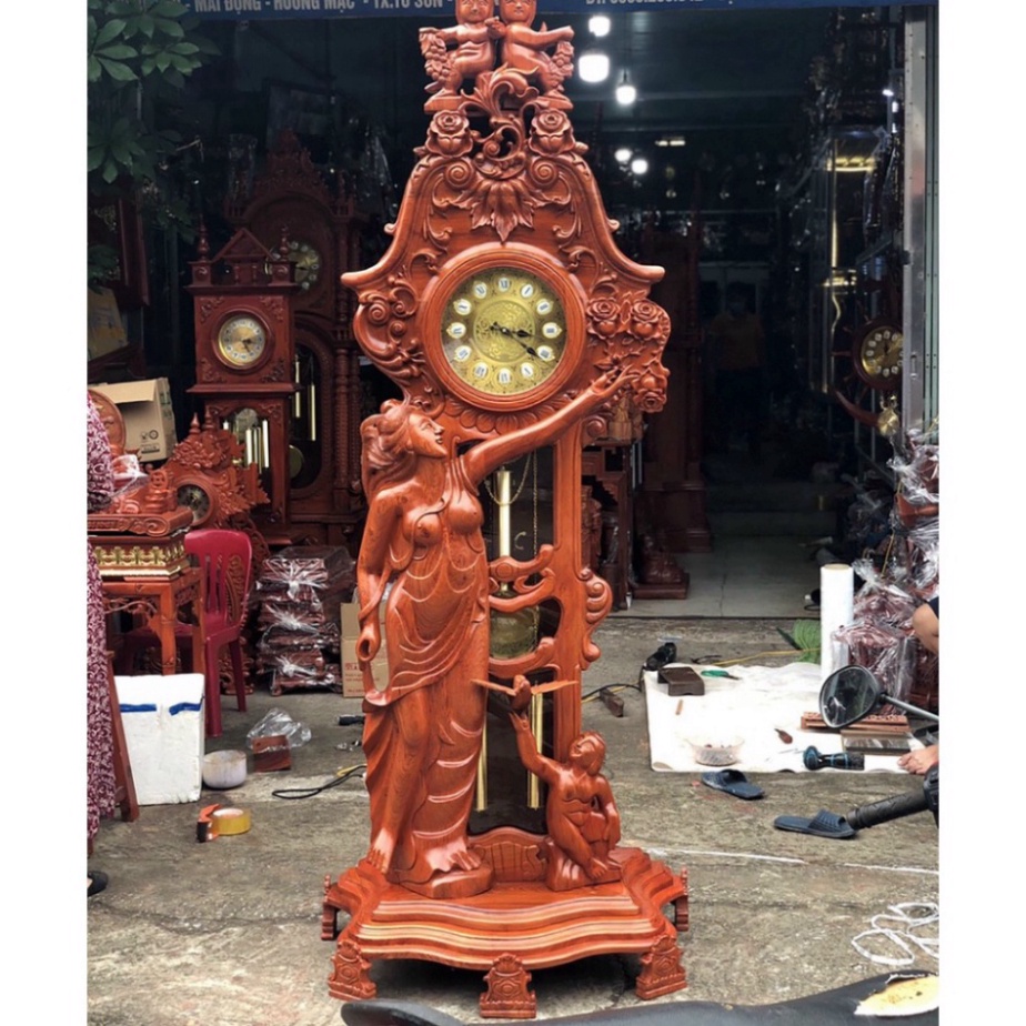 Đồng Hồ Cô Tiên Kê Phòng Khách Gỗ Hương Cao 217 Rộng 87cm
