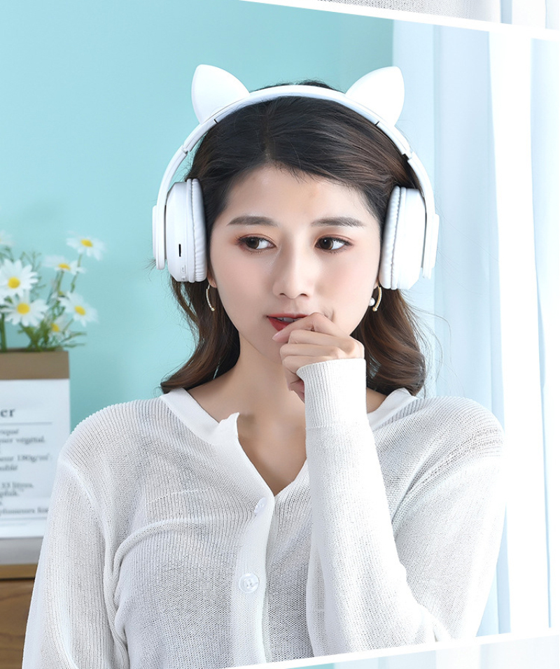Tai Nghe Bluetooth 5.0 Không Dây Hình Tai Mèo Có Đèn Led Kèm Mic Cho Pc Laptop Điện Thoại