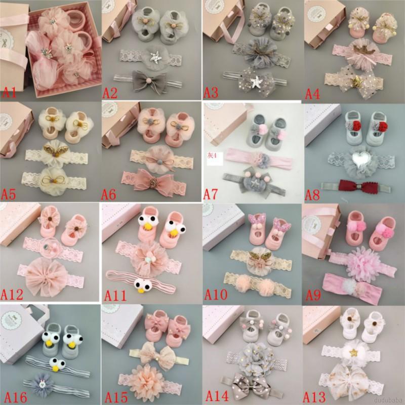 Bộ vớ chất liệu cotton và băng đô họa tiết hoa xinh xắn đáng yêu dành cho bé sơ sinh