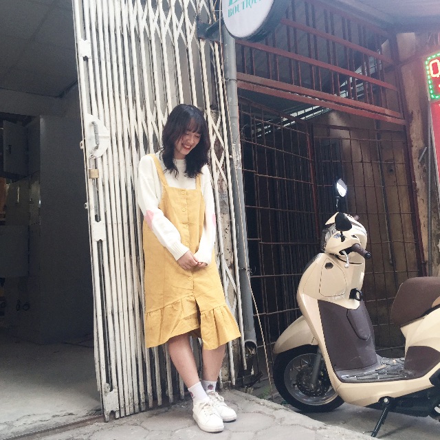 Yếm nhung đuôi cá khuy dọc