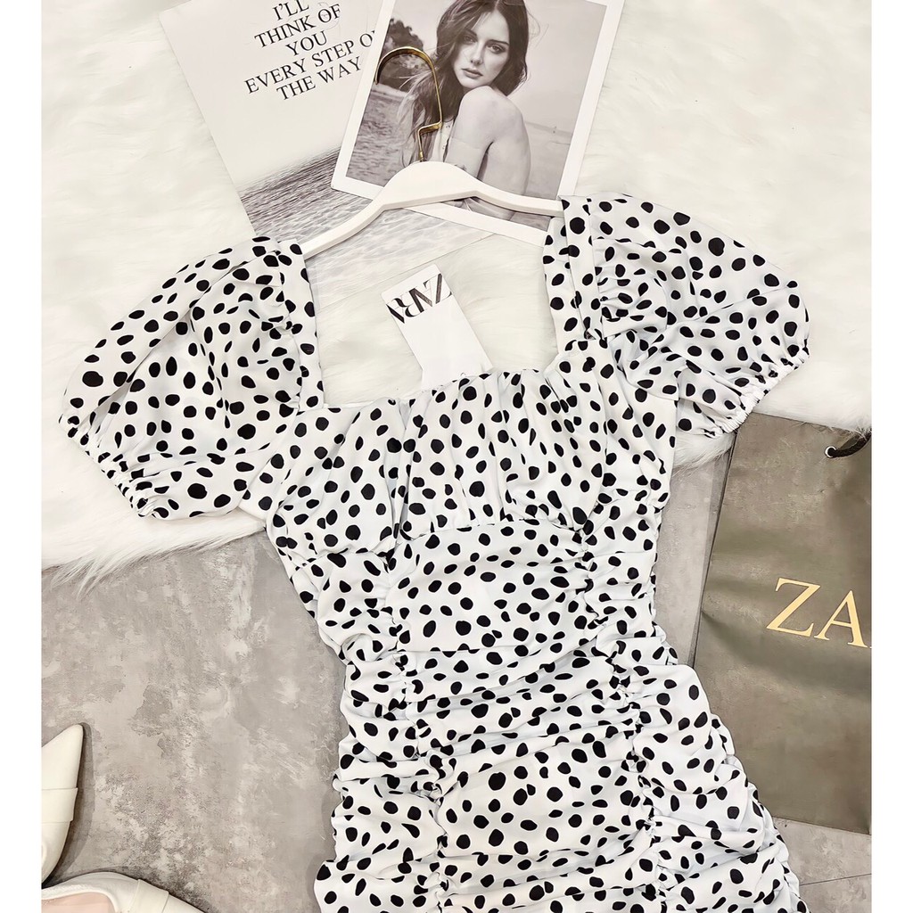 Đầm body nhún chấm bi đen trắng | BigBuy360 - bigbuy360.vn