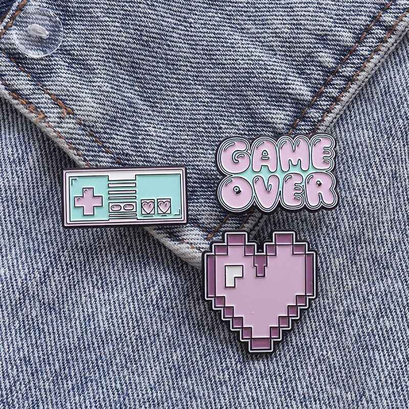 Pin cài áo Game Over trò chơi điện tử - GC104