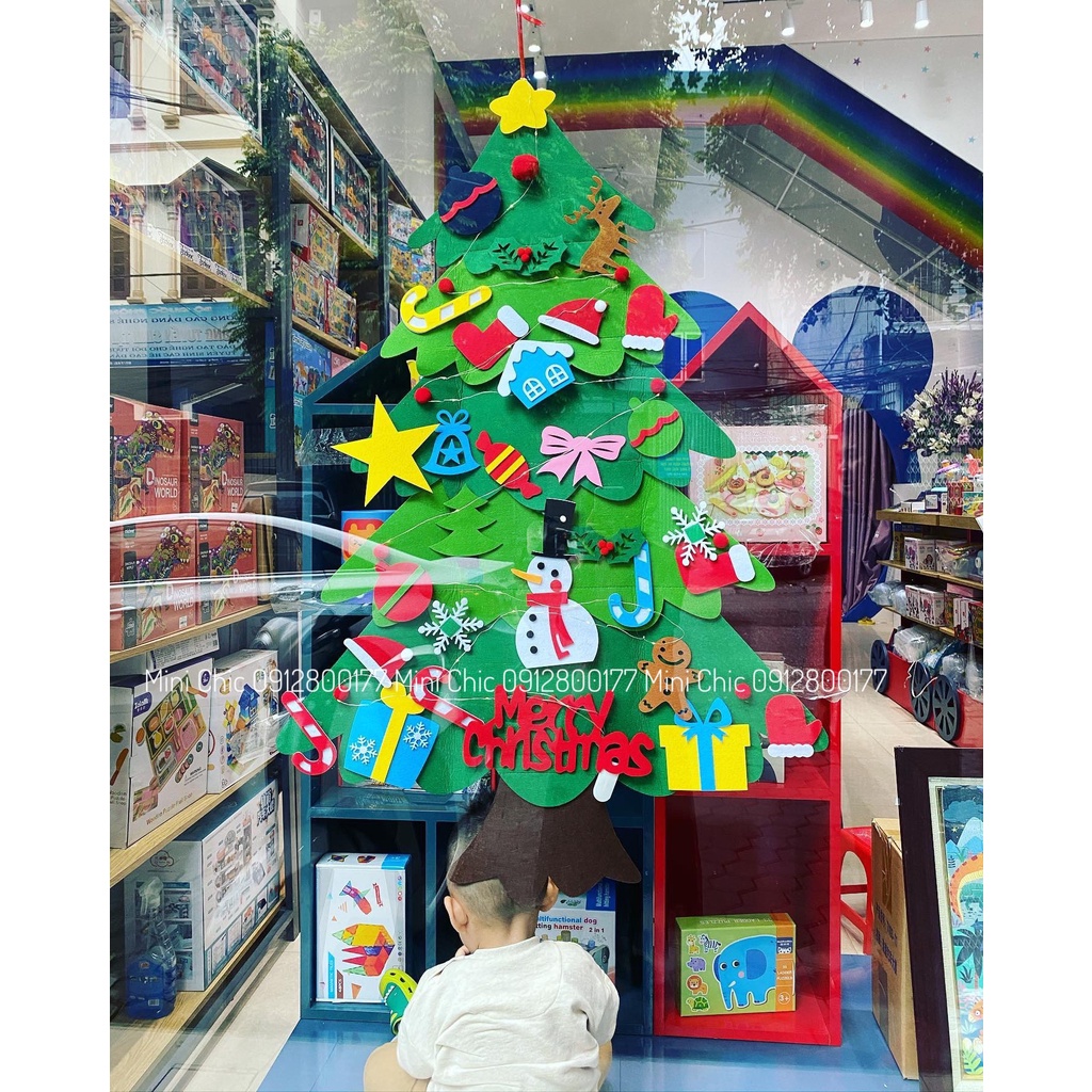 Cây thông vải dạ kèm đèn led