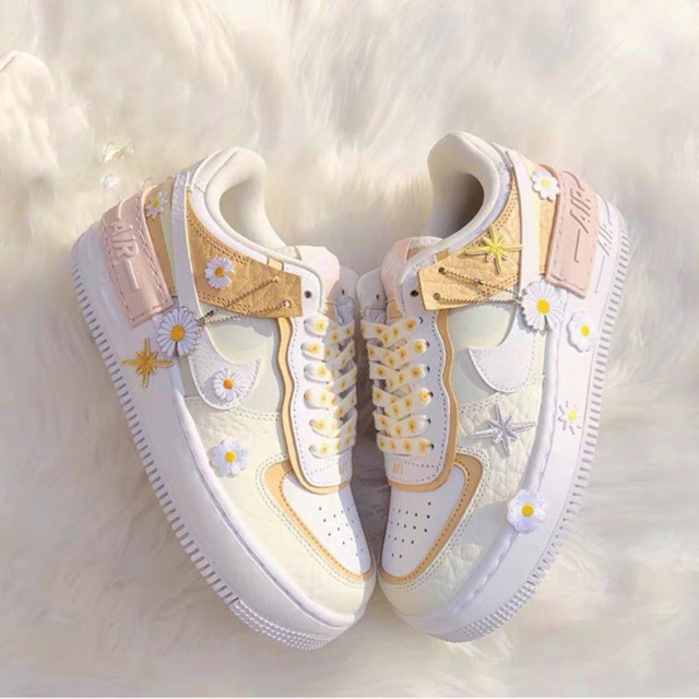 𝐓ế𝐭 [GeekSneaker] Combo Phụ Kiện Hoa Cúc * Set tag Khuyết* Air Force 1 Shadow Aura
