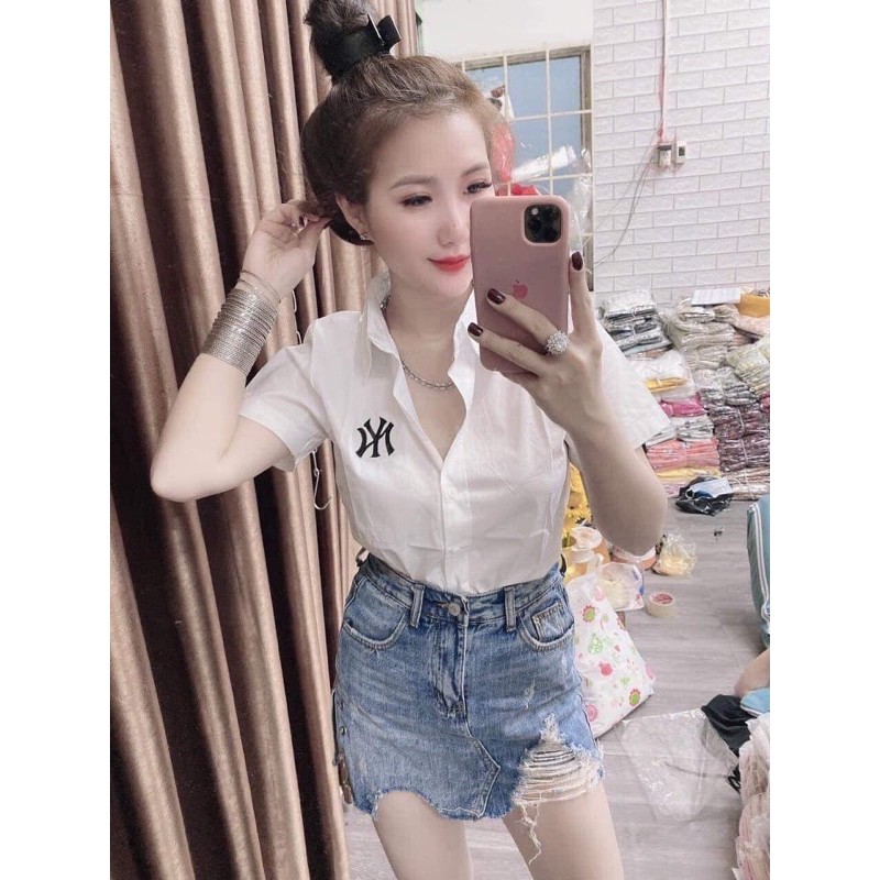 🦚🦚Áo sơ mi logo in GC chất kate mát cực dày xịn đẹp kèm ảnh thật shop chụp🦚🦚