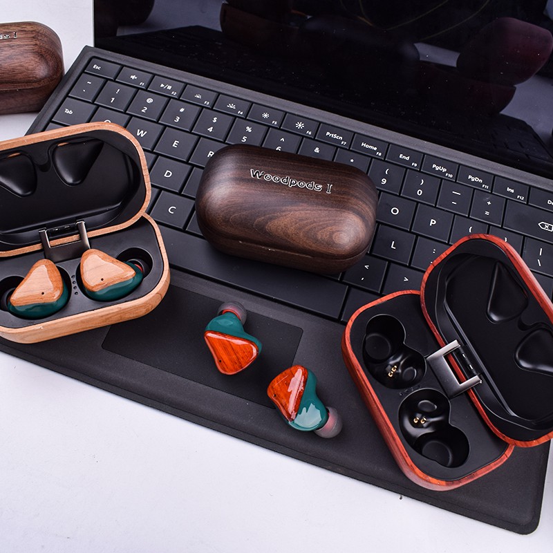 Tai Nghe Không Dây Woodpods 1 Bằng Gỗ 2021 Âm thanh tuyệt hảo - Cảm ứng Từ - Chống Nước - Sản phẩm thiên nhiên