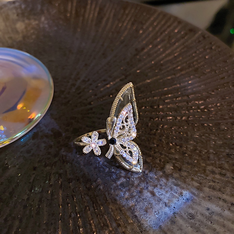 Nhẫn Hình Bướm Đính Đá Zircon Thanh Lịch Thời Trang