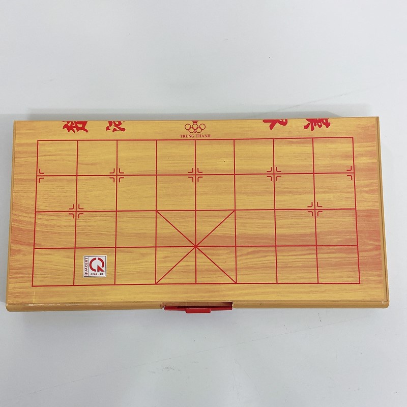 Bàn cờ tướng kích thước 43x43cm có thể gấp gọn