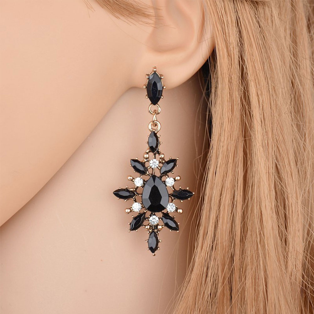 Khuyên tai thả dài mặt hình giọt nước lộng lẫy