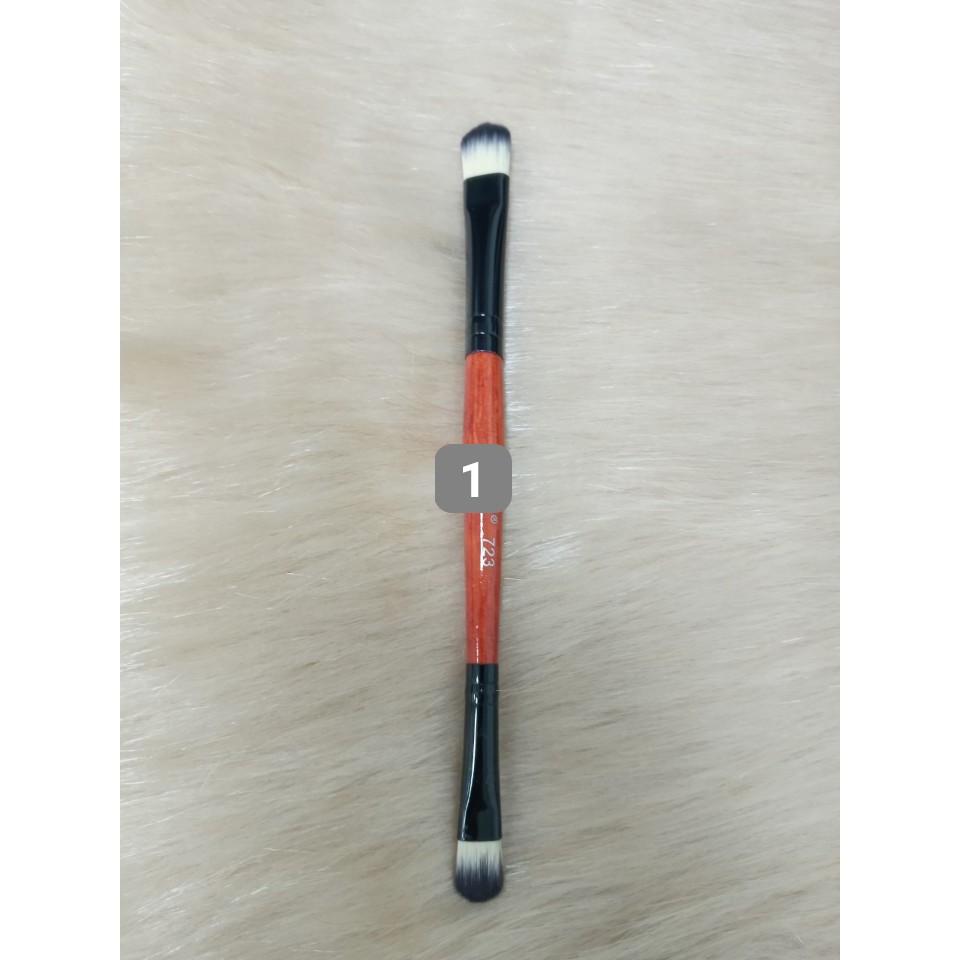 [Giá hủy diệt]Cọ DIENMY cam 2 đầuCọ được thiết kế nhỏ gọn, dùng để tán giúp phủ đều lớp phấn tạo bầu mắt đẹp