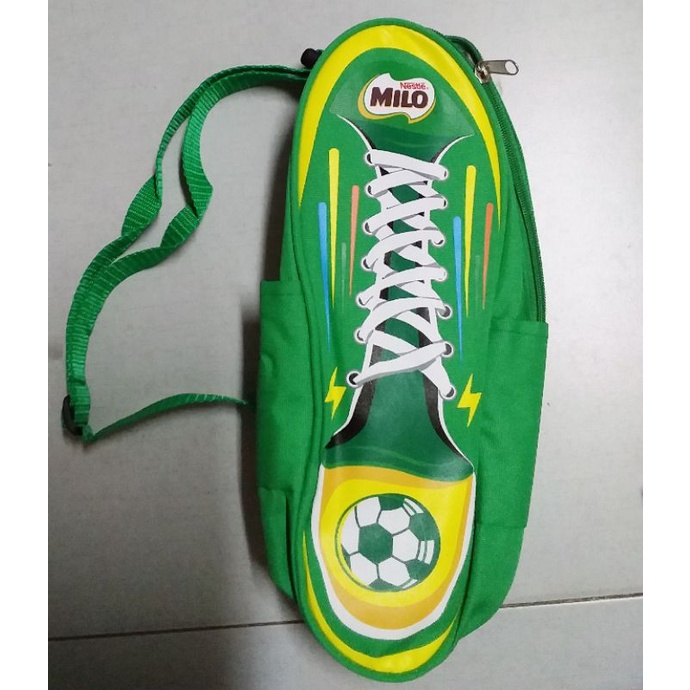 Túi đeo vai hình chiếc giày