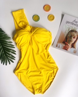 Bikini cúp lệch vai