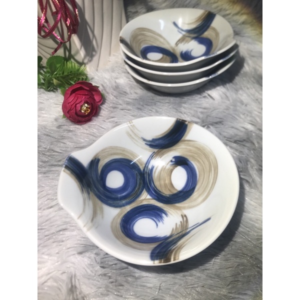 Set chén lẩu