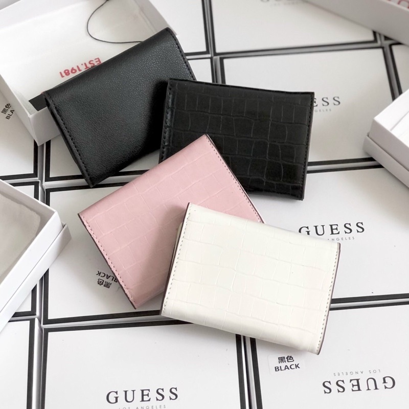 VÍ GUESS GẬP NHIỀU NGĂN