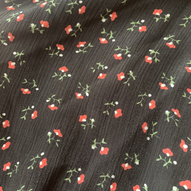 Thanh lý áo hoa nhí