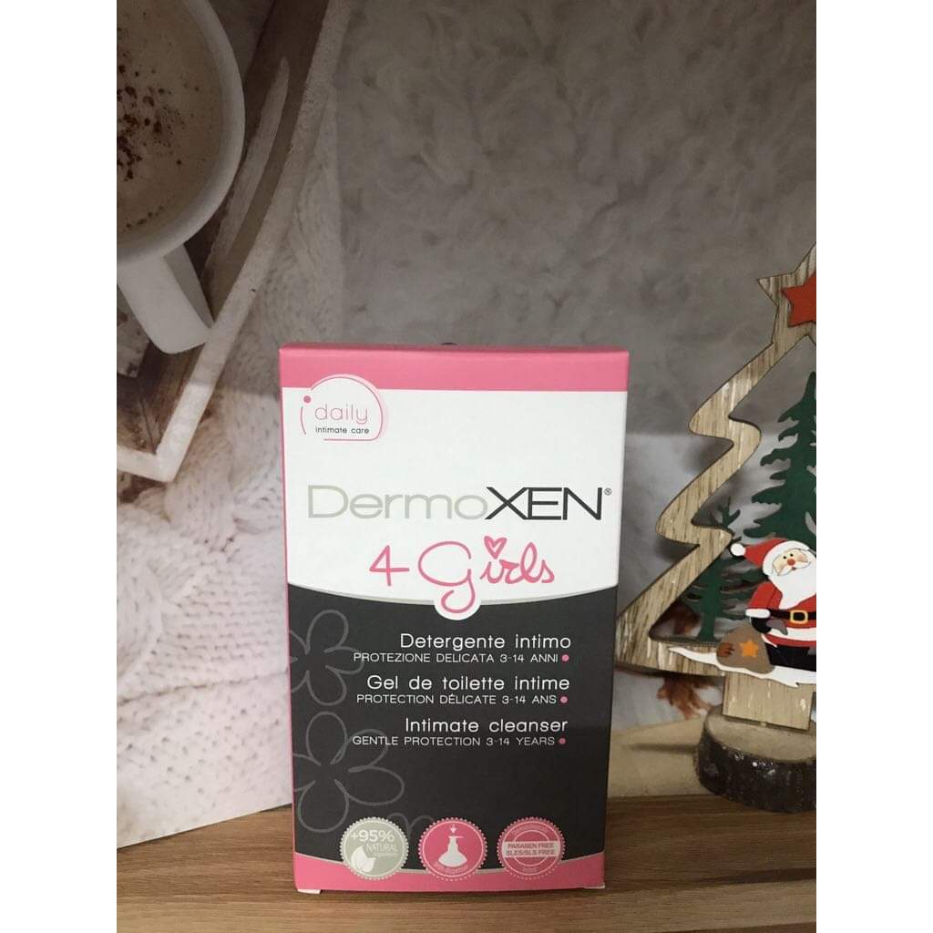 Dung dịch vệ sinh bé gái