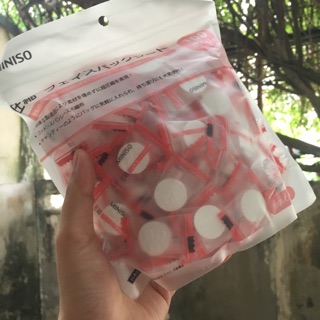 Mặt nạ viên nén miniso bán lẻ