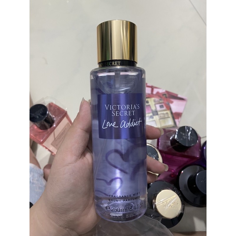 (Mẫu mới ) Xịt toàn thân  Victoria secret 250ml ( inbox mình  chọn  mùi  )