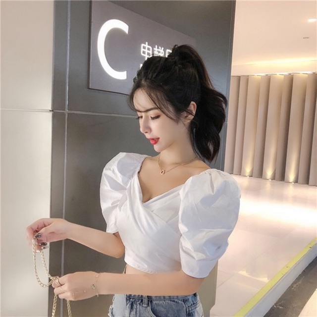 Áo kiểu croptop đắp chéo tay phồng