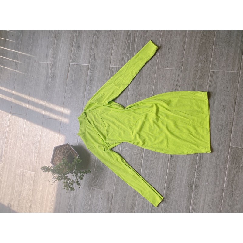 váy len body tay dài khoét xẻ sexy quyến rũ