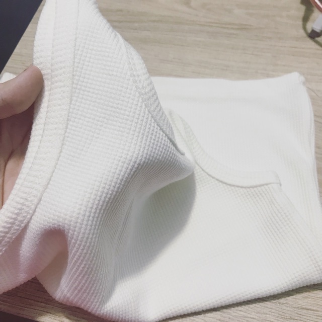 Áo ba lỗ crop chất đẹp (có cận vải)