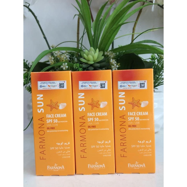 Kem chống nắng nâng tone Farmona Sun Face Cream Oil Free Spf50 không chứa dầu không gây kích ứng cho da mặt 50ml