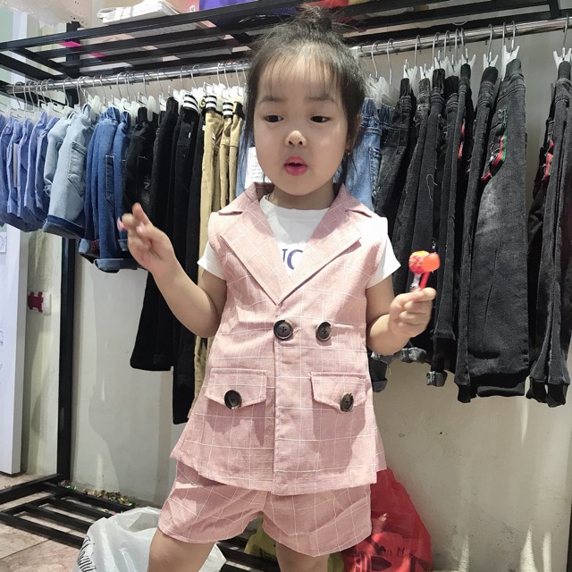 Bộ vest sát nách cho bé