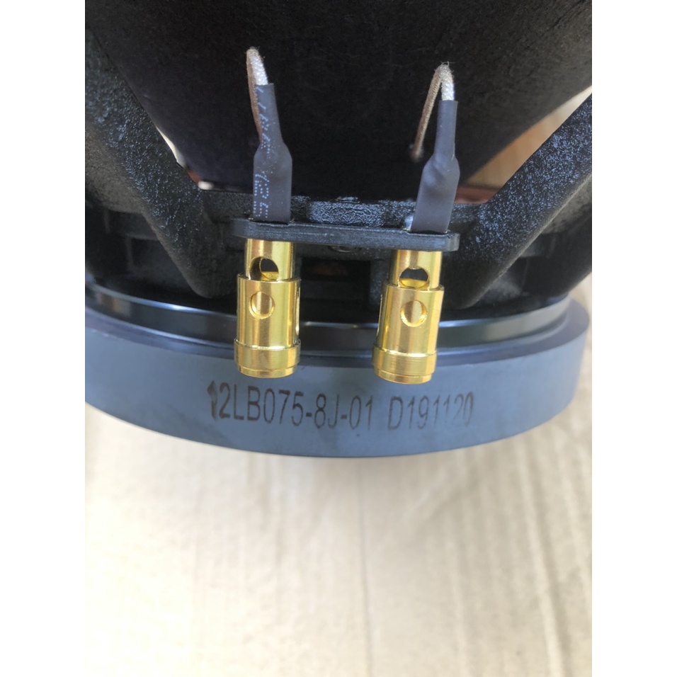 Bass 30 b3 gân vàng từ 170 côn 76/ giá 1 đôi