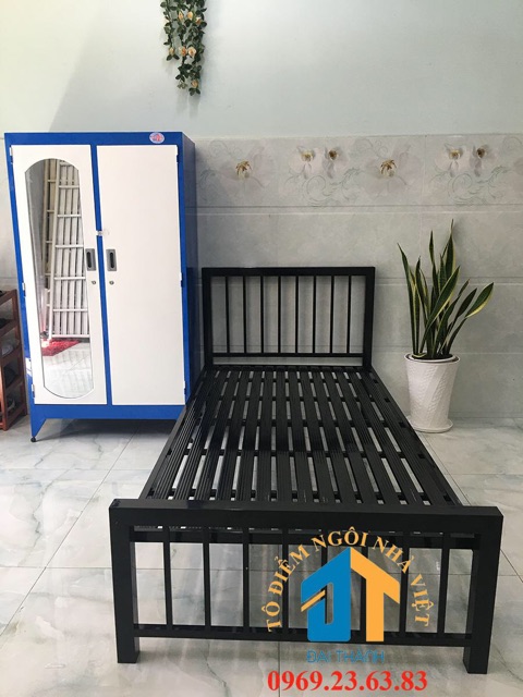 Giường sắt mỹ nghệ vuông 1m2x2m