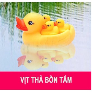 Bộ 4 con vịt thả bồn tắm cho bé chơi