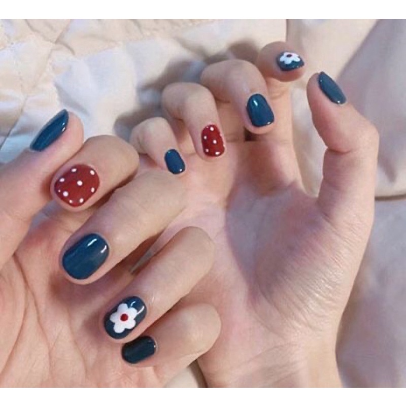 Set 24 móng tay giả thời trang có sẵn keo dán