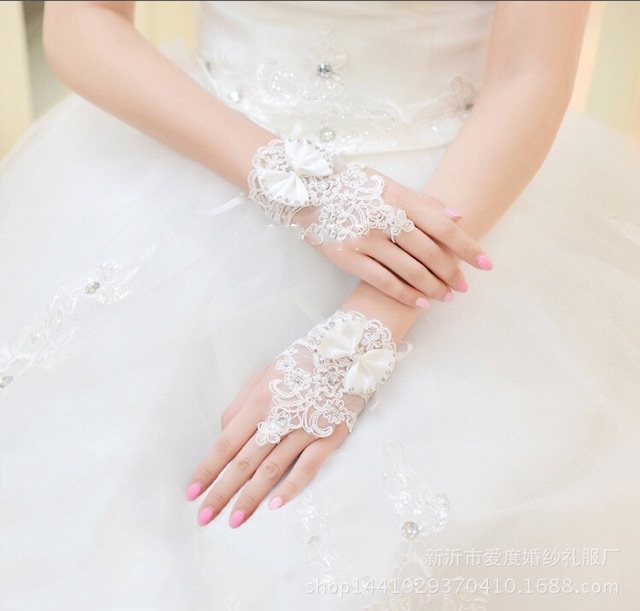 Găng tay cô dâu (mã G02)