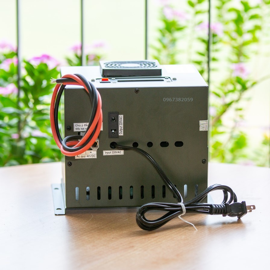 Bộ kích chuyển điện 48V lên 220V Sóng Sine chuẩn kiêm sạc bình ắc quy tự ngắt hàng NHẬT BẢN 1.500VA/1.000W