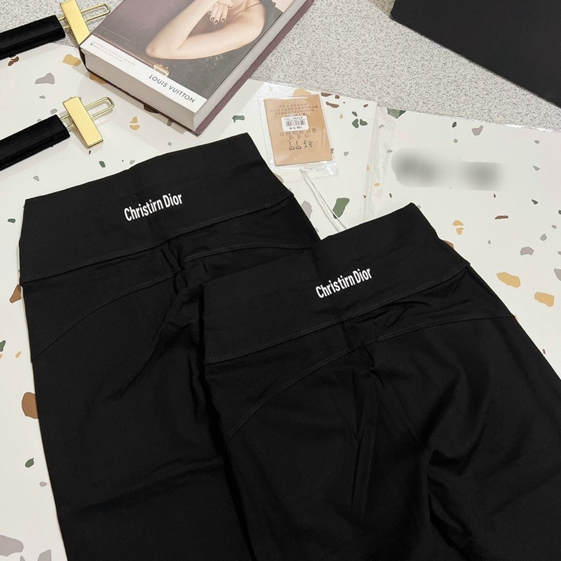 QUẦN TREGGING HÀN CẠP CHỮ KHÔNG BAI, KHÔNG XÙ HÀNG QCL1 MS19166