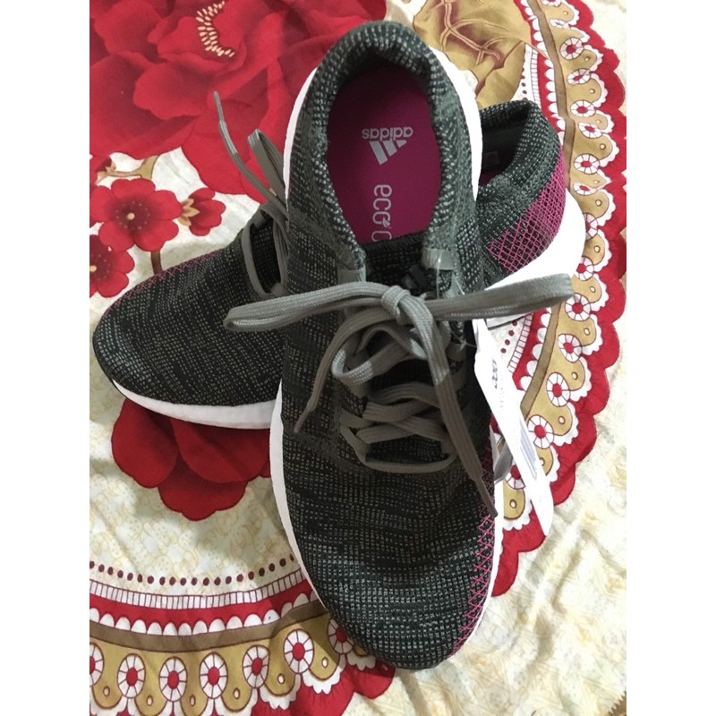 Pass giày adidas boost new tag size 40