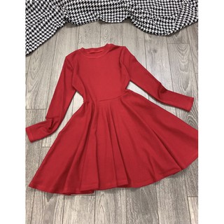 Váy đỏ xoè tay dài(sẵn tại shop )