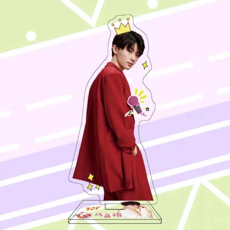 Standee tượng đứng hình thật TNT