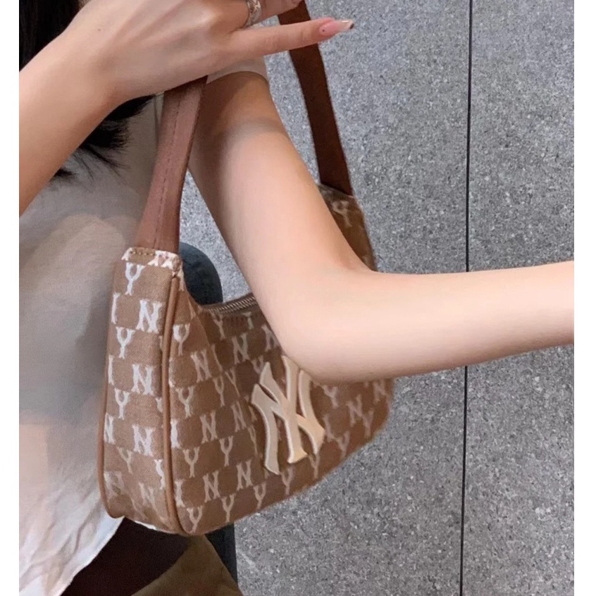 Túi Đeo Chéo Mini Thêu Họa Tiết Phong Cách Hàn Quốc 25*18*7cm