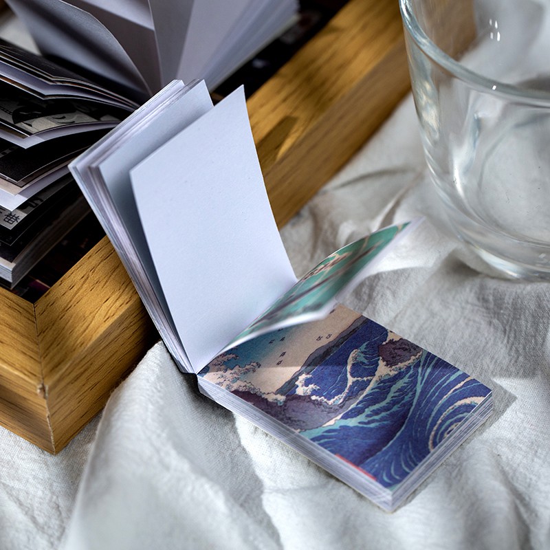 Bộ 50 Miếng Dán Trang Trí Họa Tiết Đáng Yêu Bắt Mắt