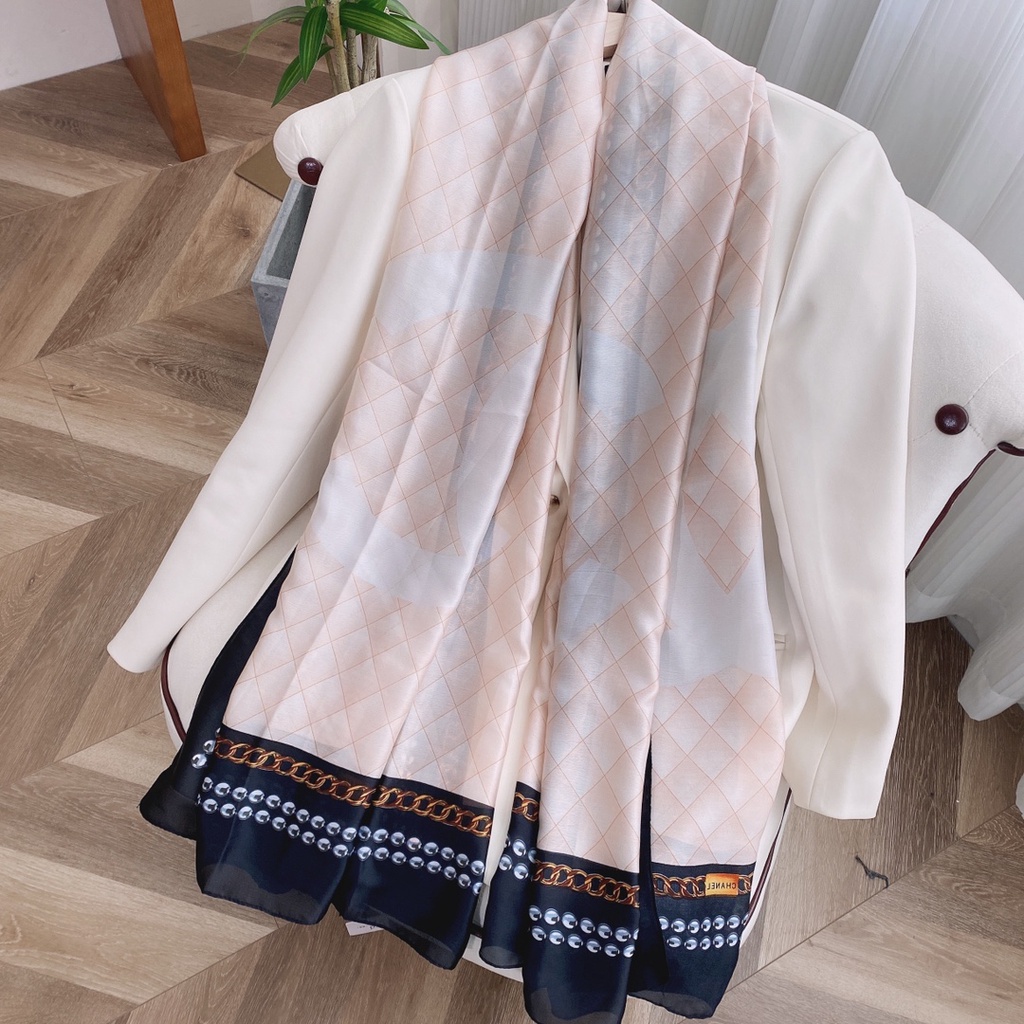 Khăn Quàng Cổ Chống Nắng Bằng Lụa In Chữ CC Thời Trang Mới 2022 Cho Nữ