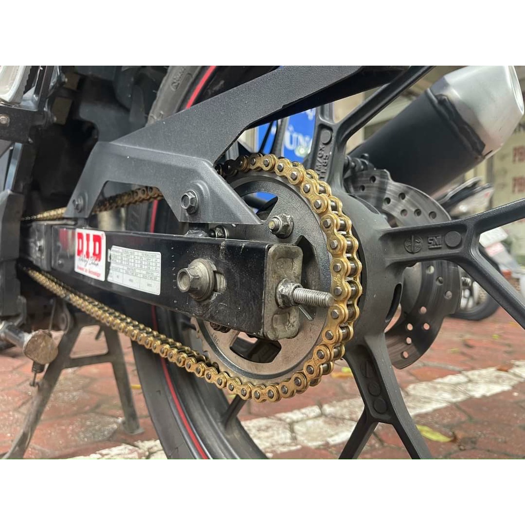 B2  Sên Nhông Đĩa DID Sên Màu Metalic Suzuki Raider Fi và Satria - Sên Đỏ DID Hàng Rời khóa cài