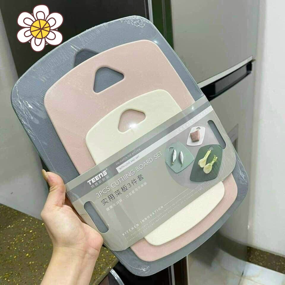 Bộ 3 thớt cắt thực phẩm kháng khuẩn tiện dụng cho nhà bếp