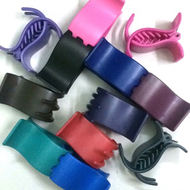 1 Kẹp gắp 5 răng loại lớn (màu ngẫu nhiên)