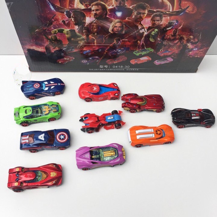 Bộ đồ chơi ô tô mini chạy đà bằng sắt của siêu anh hùng