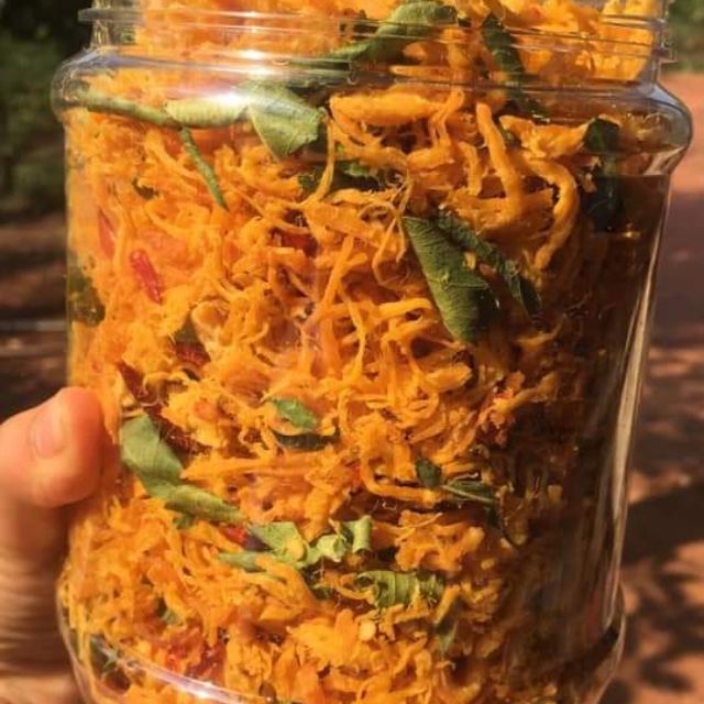 Khô gà lá chanh loại 1, hộp 500gr | BigBuy360 - bigbuy360.vn