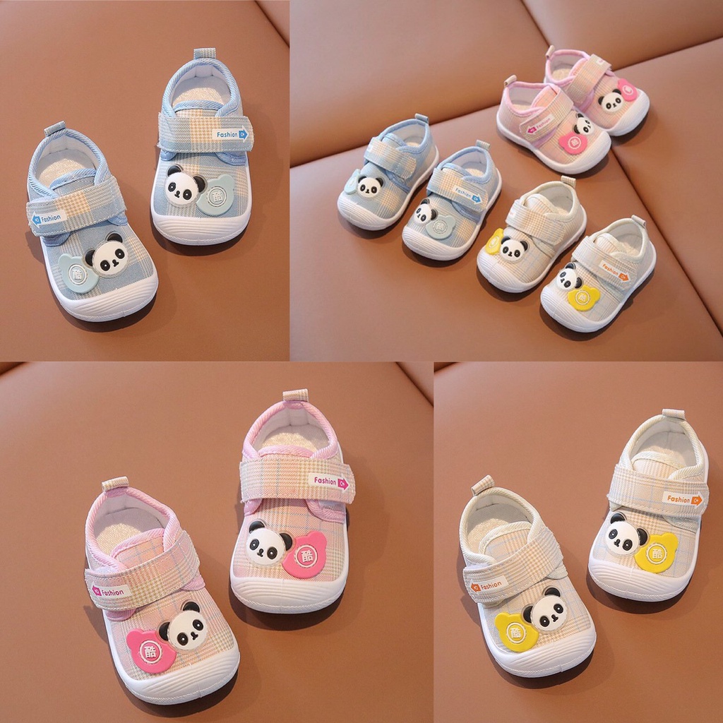 Siêu Kute_ Giày cho bé trai bé gái đính hình gấu panda size 16-21